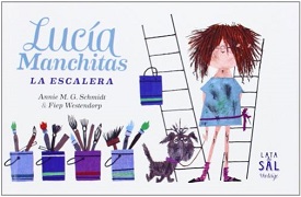 Lucía Manchitas. La escalera